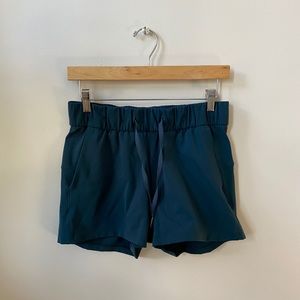 Lululemon on the fly shorts